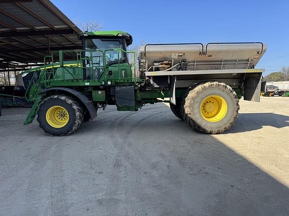 Image of John Deere 800R equipment image 1