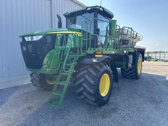 Image of John Deere 800R equipment image 2
