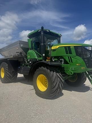 Image of John Deere 800R equipment image 2