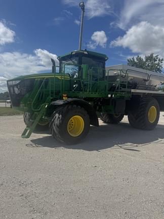 Image of John Deere 800R equipment image 2