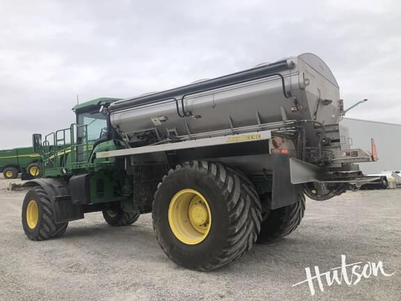 Image of John Deere 800R equipment image 2