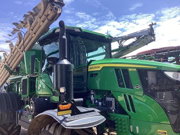 Image of John Deere 800R Primary image