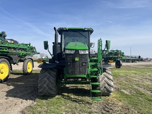 Image of John Deere 800R equipment image 1