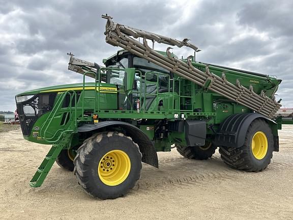 Image of John Deere 800R Primary image
