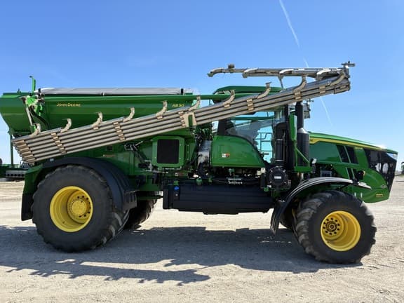 Image of John Deere 800R equipment image 3