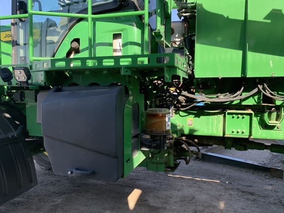 Image of John Deere 800R equipment image 4