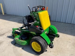 Image of John Deere Q820E equipment image 2