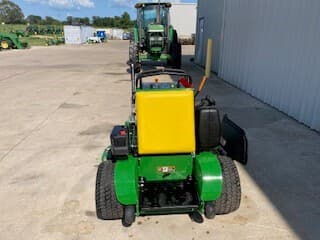 Image of John Deere Q820E equipment image 4