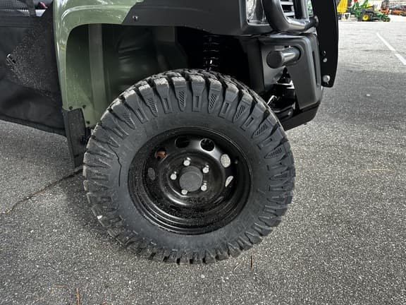 Image of John Deere XUV 825M S4 equipment image 3