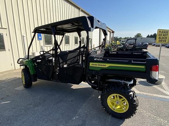 Image of John Deere XUV 825M S4 equipment image 2