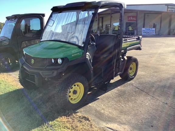 Image of John Deere Gator XUV 835E equipment image 1