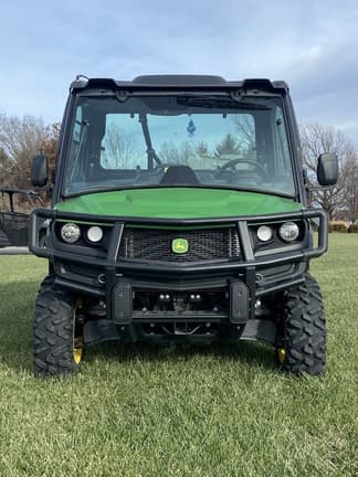 Image of John Deere XUV 835M equipment image 2