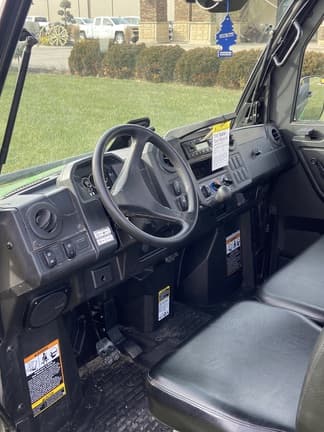 Image of John Deere XUV 835M equipment image 4