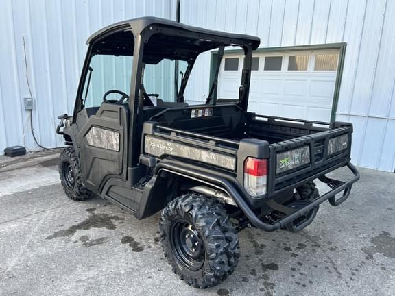 Image of John Deere XUV 835M equipment image 3