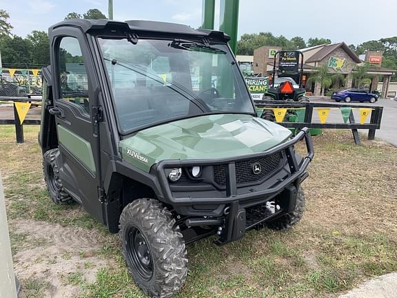 Image of John Deere XUV 835M Image 1