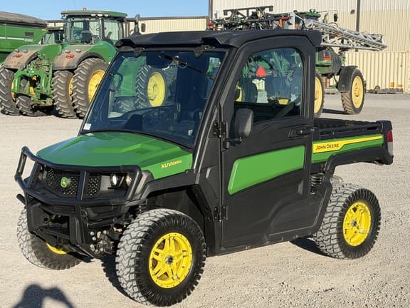 Image of John Deere XUV 835M Primary image