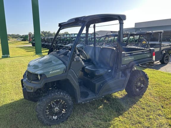 Image of John Deere XUV 835M Primary image