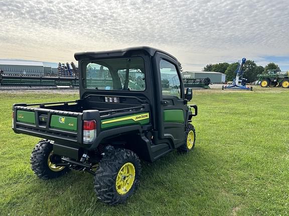 Image of John Deere XUV 835M equipment image 4