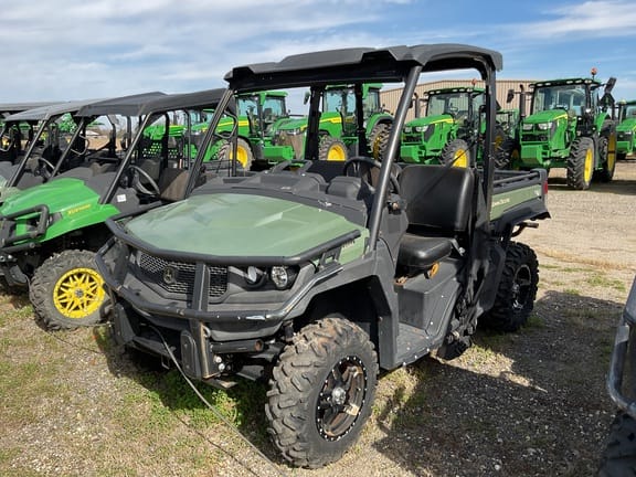 2024 John Deere XUV 835M Equipment Image0