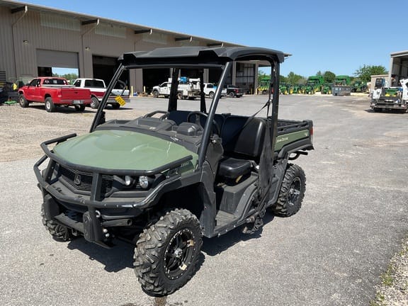 2024 John Deere XUV 835M Equipment Image0