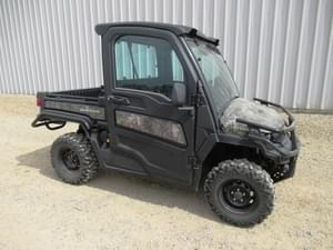 2024 John Deere XUV 835M Image