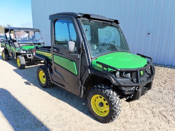 Image of John Deere XUV 835M equipment image 2