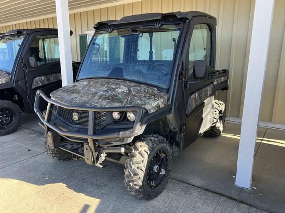 Image of John Deere XUV 835M Primary image