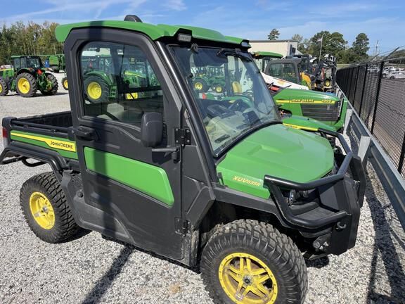 2024 John Deere XUV 835R Equipment Image0