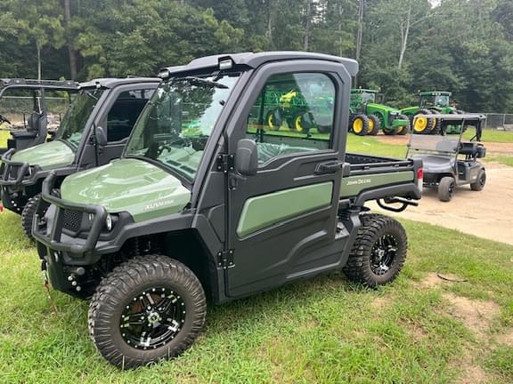 Image of John Deere XUV 835R Primary image