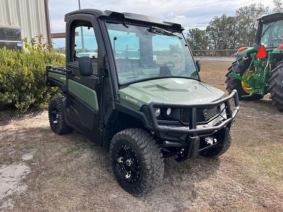 Image of John Deere XUV 835R equipment image 1