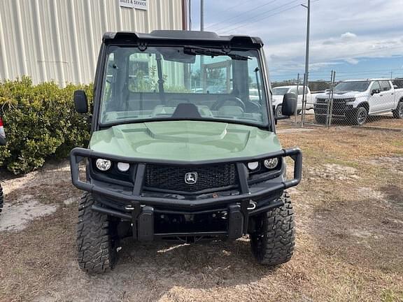 Image of John Deere XUV 835R equipment image 4