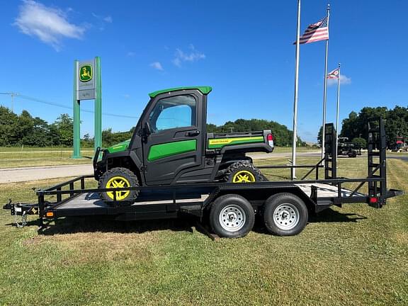 Image of John Deere XUV 835R Primary image