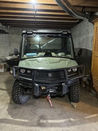 Image of John Deere XUV 835R Primary image