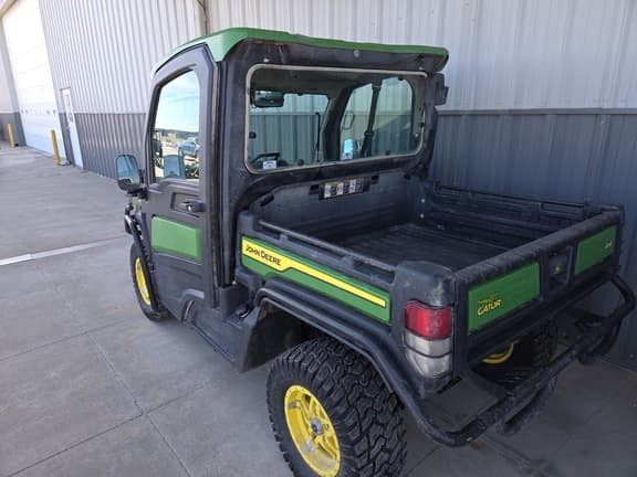 Image of John Deere XUV 835R equipment image 3