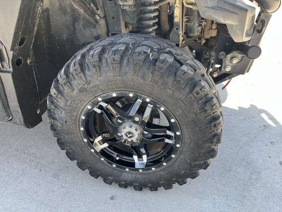 Image of John Deere XUV 835R equipment image 3