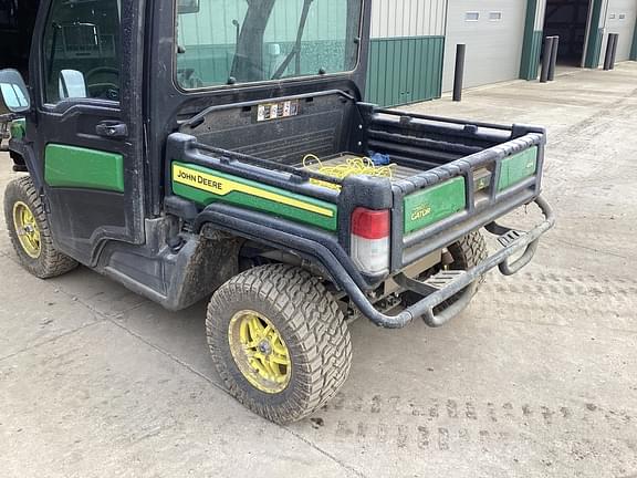 Image of John Deere XUV 835R equipment image 1