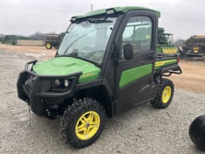 2024 John Deere XUV 835R Image