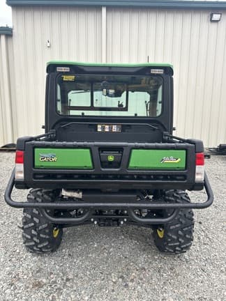 Image of John Deere XUV 835R equipment image 3