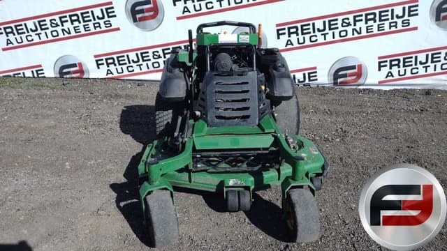 Image of John Deere 850 equipment image 1