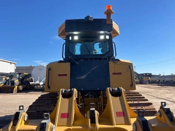 Image of John Deere 850L LGP equipment image 3