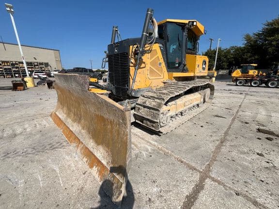 Image of John Deere 850L WLT Primary image