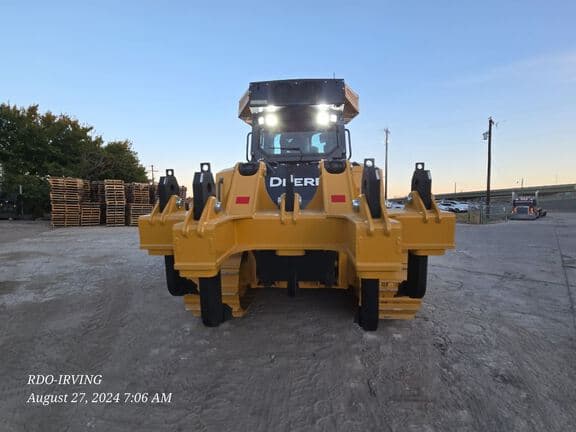 Image of John Deere 850L equipment image 3