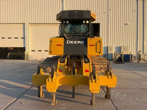 Image of John Deere 850L WLT equipment image 4