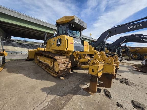Image of John Deere 850L equipment image 2