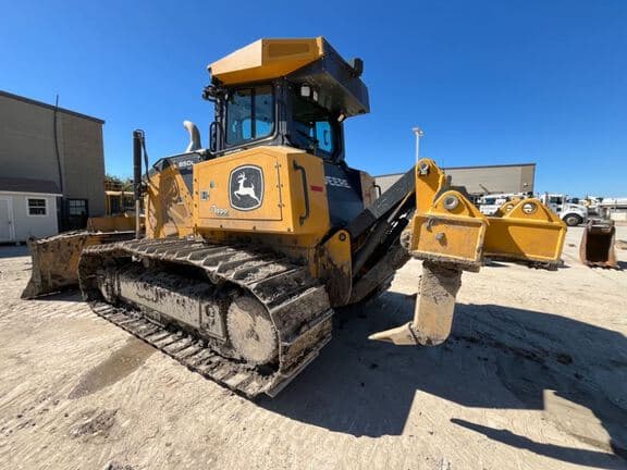 Image of John Deere 850L equipment image 2