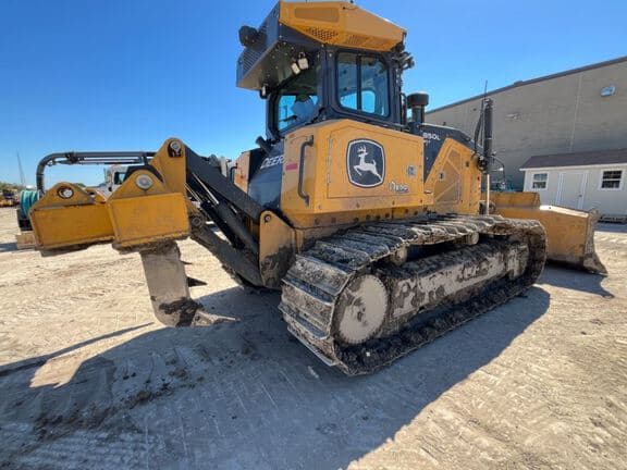 Image of John Deere 850L equipment image 4