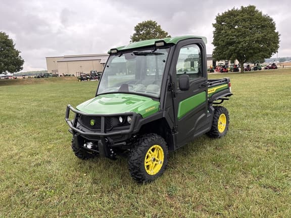 Image of John Deere XUV 865R Primary image