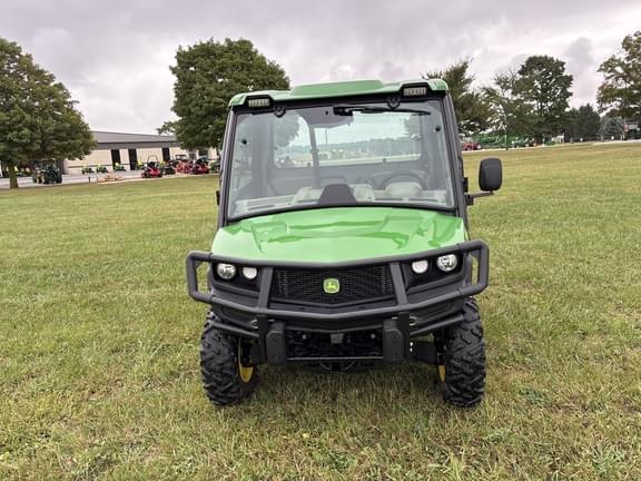 Image of John Deere XUV 865R equipment image 1