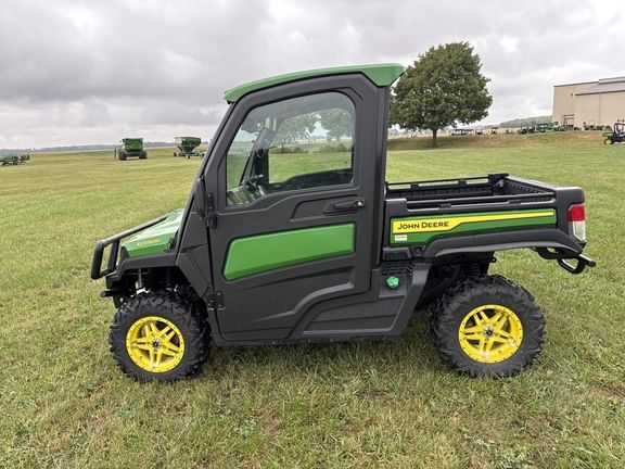 2024 John Deere XUV 865R Equipment Image0