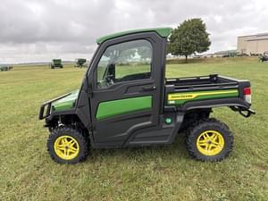 2024 John Deere XUV 865R Image